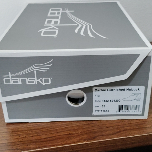 Brand NEW-Dansko Darbie Boot Women 39 US 8.5-9 - Picture 10 of 12